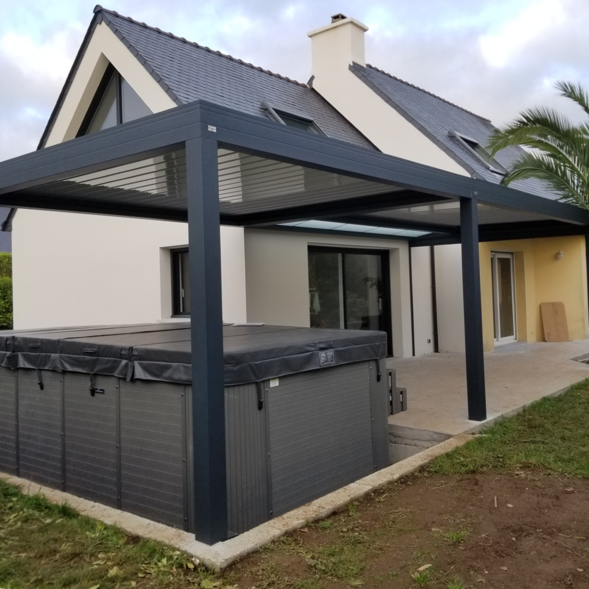 Terrasse avec toiture polycarbonate