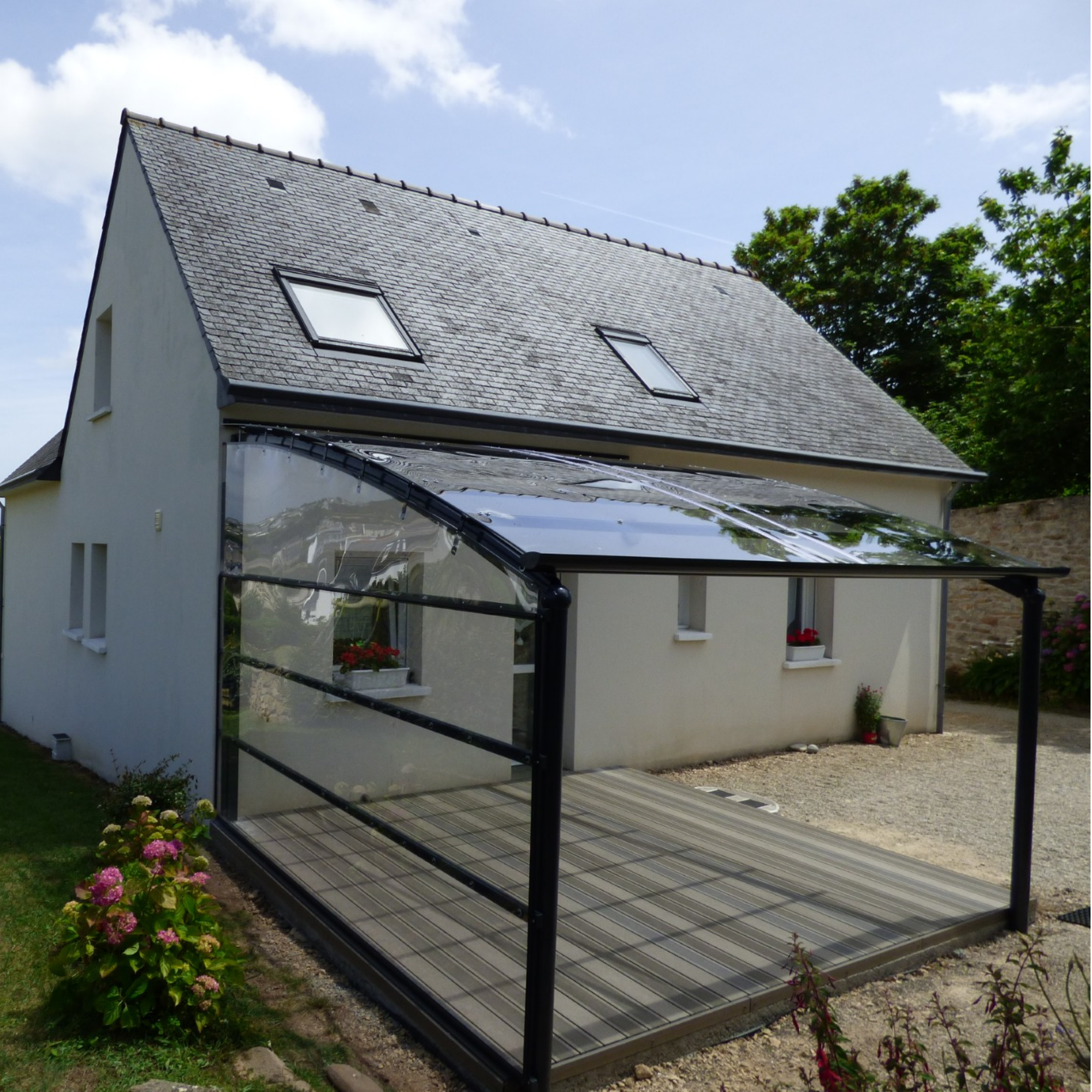 Abri terrasse toit en verre